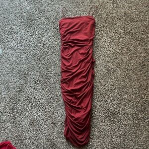 Windsor XS Ruched Midi Dress / Burnt Red / Burgundy